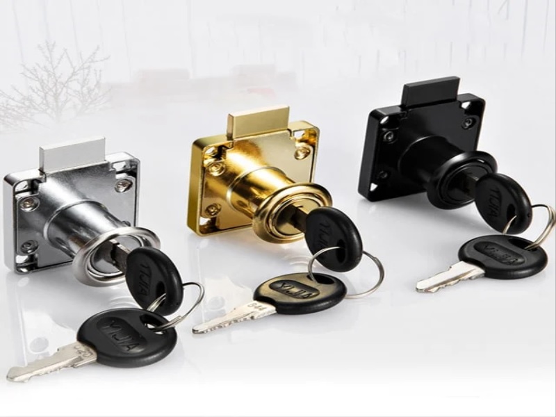 khóa tủ vuông bền đẹp